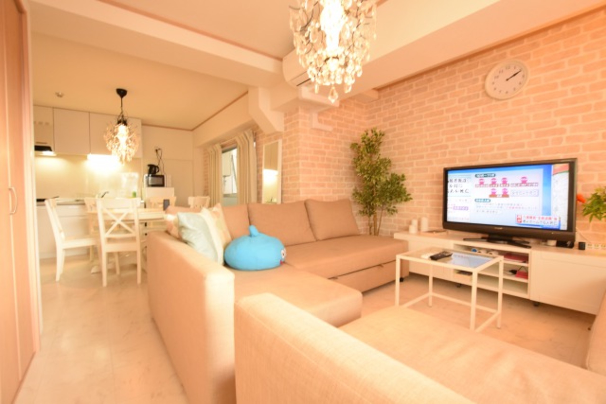 尼崎市立花町的每周 每月公寓 卡古鲁